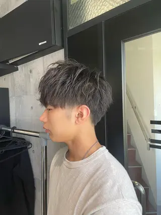 ショート パーマ ヘアアレンジ メンズ _WHITE / KENTOのヘアスタイル