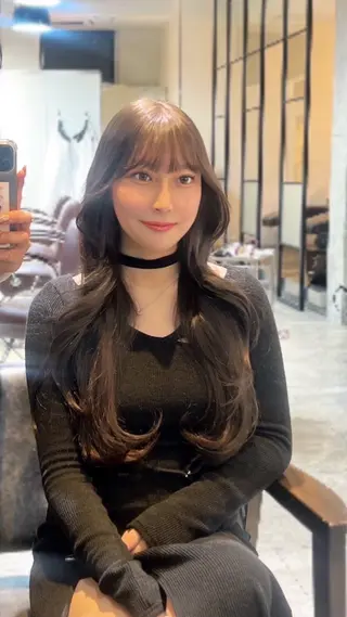 ロング カラー ヘアアレンジ 🎀ハイトーン・艶 カラー HANA🎀のヘアスタイル