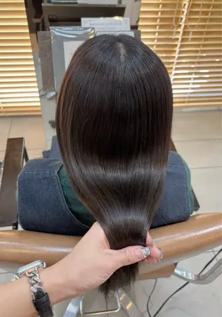セミロング カラー 頭皮×髪質改善 透明感カラー💎中村のヘアスタイル
