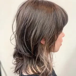カラー ヘアと眉Otsuka Hikari💆‍♀のヘアスタイル