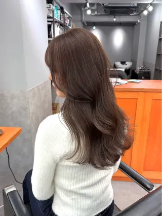 ロング カラー ミルクティーベージュ ❤︎レイヤー　MIAのヘアスタイル