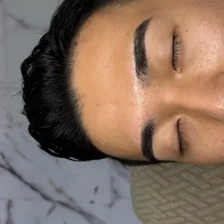 メンズ アイブロウ beside Yumiの眉毛・アイブロウイメージ