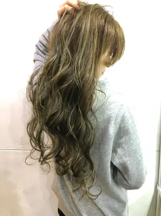 ロング 吉田 典弘のヘアスタイル