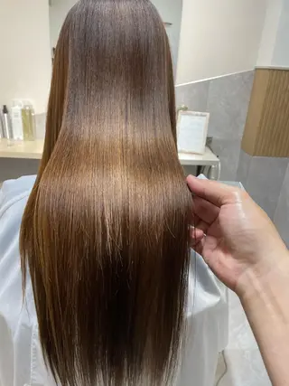 ロング パーマ tuuli トゥーリのヘアスタイル