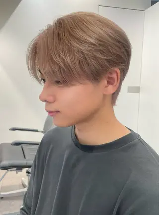 メンズ ハイトーンカラー 優海のヘアスタイル