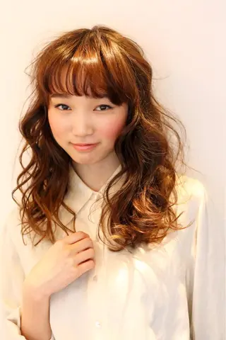 ロング カラー パーマ BANDE 水崎 悟のヘアスタイル