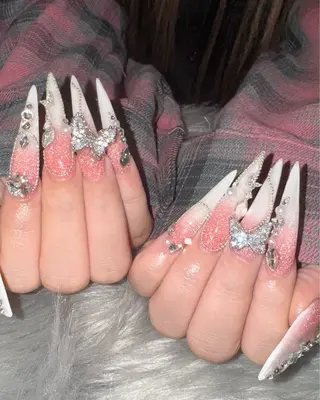 ネイル Feel ‪‪☺︎‬Yuriaのネイルデザイン