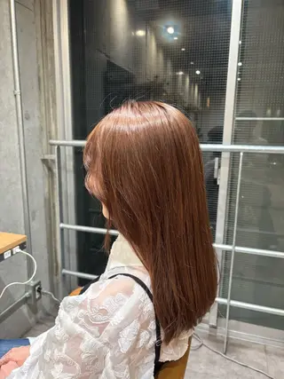 カラー DaVin アキラのヘアスタイル