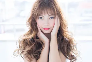セミロング カラー 小野 和摩のヘアスタイル