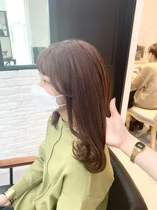 ミディアム カラー パーマ ヘアアレンジ メンズ キッズ ネイル マツエク・マツパ アイブロウ レイヤーカット 🌿透け感カラーのヘアスタイル