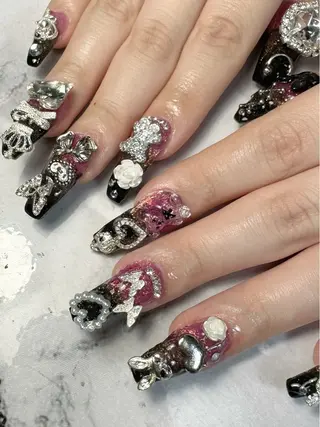 ネイル 新山 聖のネイルデザイン