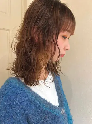 ミディアム カラー パーマ ✨まとまるボブ/ 切りっぱなし/ユキナのヘアスタイル
