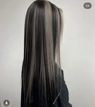 ミディアム カラー 柴田 愛奈のヘアスタイル