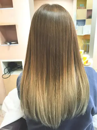 ミディアム セミロング ロング カラー 縮毛矯正×髪質改善 店長　DAITOのヘアスタイル