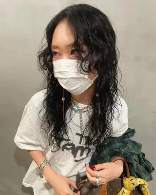 セミロング カラー パーマ 優作 〜圧倒的信頼〜のヘアスタイル