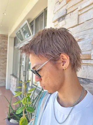 カラー メンズ TERUYA shionのヘアスタイル