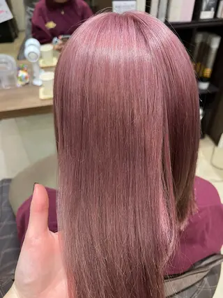 ミディアム 黒田 愛梨のヘアスタイル
