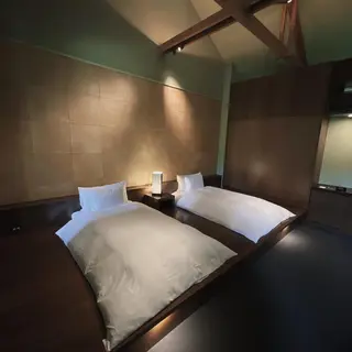 マツエク・マツパ sara 荒井店のヘアスタイル