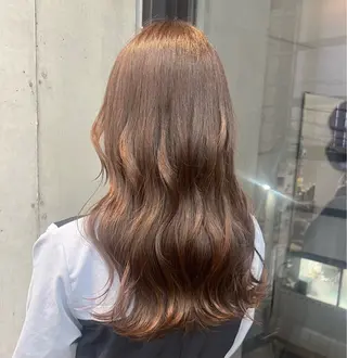 ロング カラー ヒナ/レイヤーカット 艶感ワンカラーのヘアスタイル