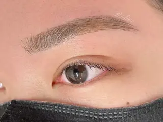 アイブロウ Ridive Minamiのマツエク・マツパデザイン