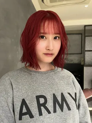 ショート カラー 田中 里奈のヘアスタイル