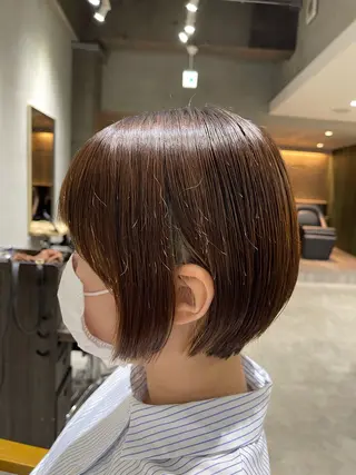 ショート lena🎀 透明感カラー/韓国風のヘアスタイル