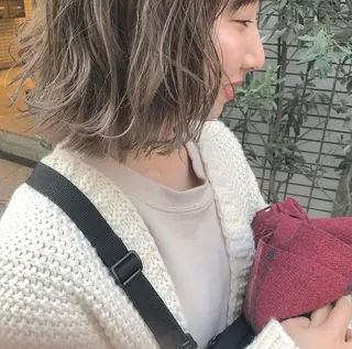ミディアム カラー 荒川 ひなの 新川崎のヘアスタイル