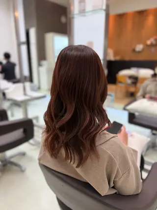 ロング 新井優馬｜縮毛矯正/ 地毛風ストレートのヘアスタイル