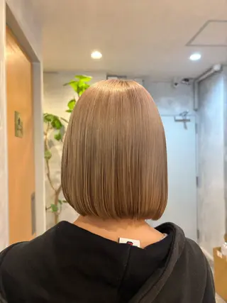 ショート カラー 佐伯 美麗のヘアスタイル