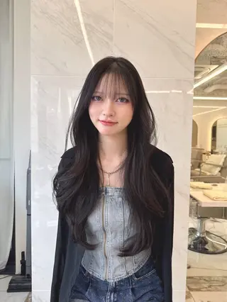 ロング のり🐼顔まわり/ 韓国/レイヤーカットのヘアスタイル