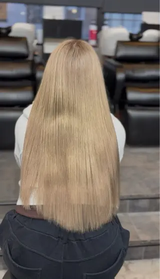 ロング 最高級人毛 100%エクステ茉央のヘアスタイル