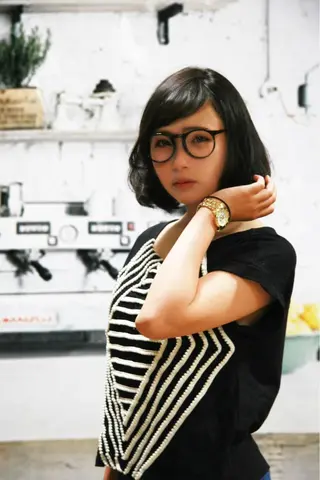 ミディアム anyhow academyのヘアスタイル