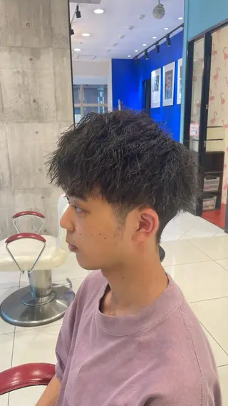 メンズ ハイトーンカラー✨️ 艶カラー特化Amiのヘアスタイル