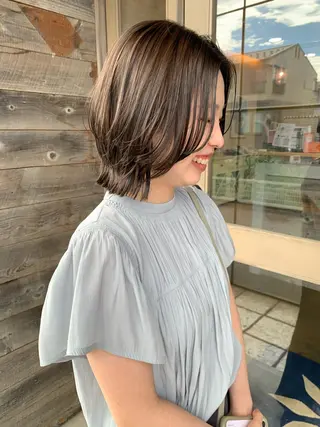 ミディアム カワサキ マホのヘアスタイル