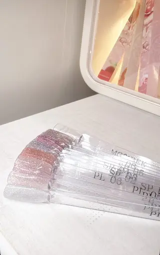 ネイル Ravie nail Nのネイルデザイン