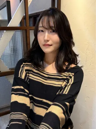 セミロング Miyazaki Minoriのヘアスタイル