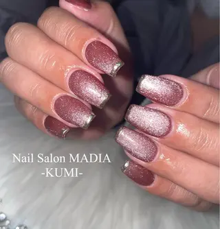 ネイル KUMI💛 MADIAのネイルデザイン