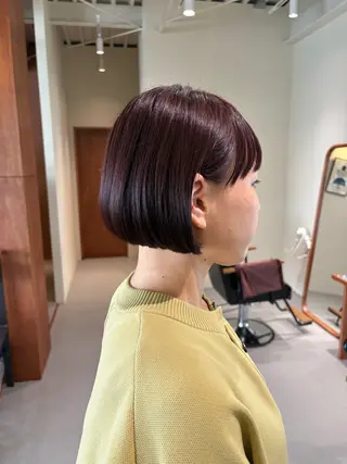ショート コバヤシ リョウのヘアスタイル