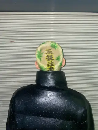 ショート カラー メンズ 👽KINA👽 派手髪🦖💖✨のヘアスタイル