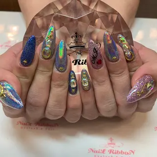 ネイル ネイルリボン 受付スタッフのネイルデザイン