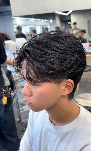 パーマ メンズ 松田 優斗のヘアスタイル