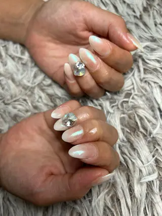 ミディアム ネイル ✴︎ Delightのネイルデザイン