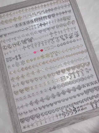 ネイル uu ネイルサロン関内🌼のネイルデザイン