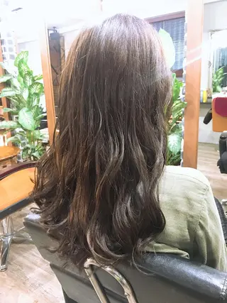 セミロング カラー 五月女 和樹のヘアスタイル