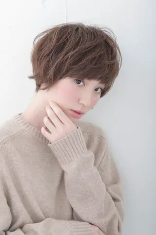 ショート カラー 鈴木 悠史のヘアスタイル