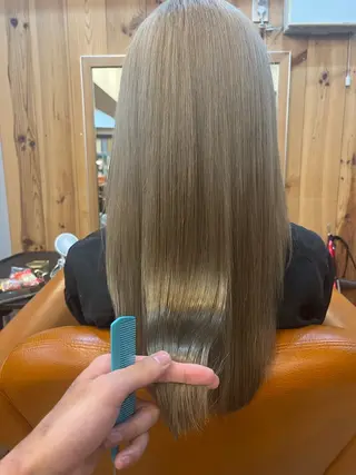 ロング ⚪️髪質改善 縮毛 店長 コウ⚪️のヘアスタイル