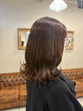 セミロング カラー Calbari 鎌田美歩のヘアスタイル