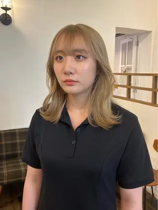 ミディアム カラー 水谷 優華のヘアスタイル