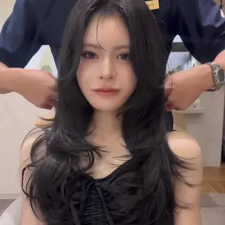 ロング ブリーチなしWカラー /レイヤーカット大阪のヘアスタイル