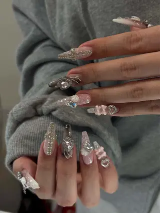 ネイル Julli NailStudioのネイルデザイン